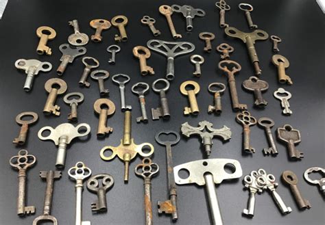 Vintage Lot Antique Skeleton Key 52 Keys Brass Steel Open Barrel