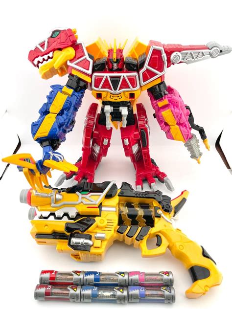 Power Rangers Dino Charge Deluxe Megazord And Deluxe Dino Charge