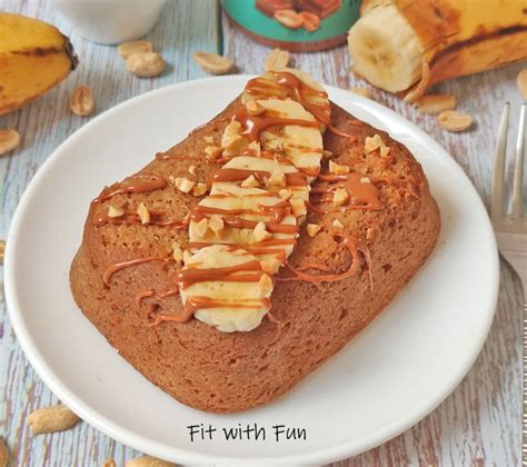 Banana Bread Proteico al Burro di Arachidi in Microonde