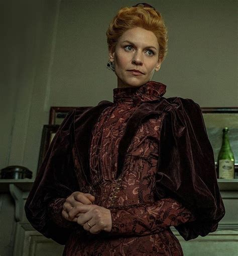 First Look At Claire Danes On The Essex Serpent Claire Danes Online