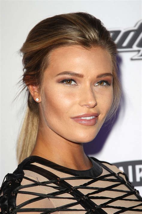 Samantha Hoopes Sports Illustrated Swimsuit Edition Launch Event 03