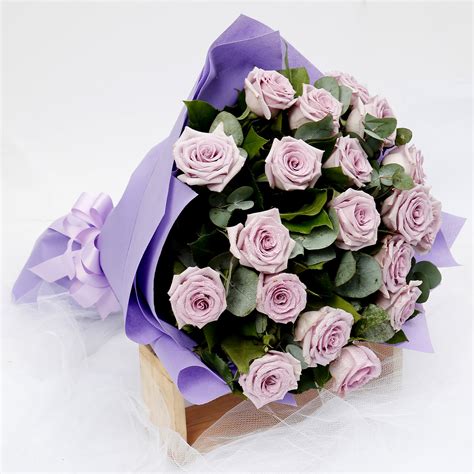 Buy Eternal 20 Purple Roses Bouquet