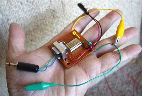 Building A Very Simple Am Voice Transmitter Science Toys