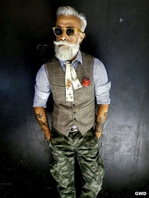 Pin By Erica Chisholm On Stash Old Man Fashion Mens Outfits Stylish Men