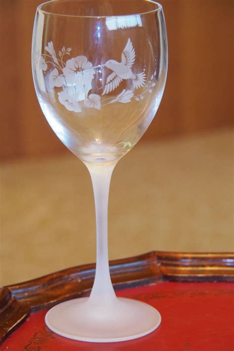 Lovely Etched Wine Glass With Hummingbird And Flowers Wine Glass Etched Wine Glass Glass