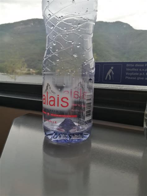 Water Bottle Logos With Mountains