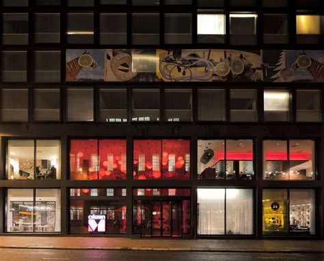 How are henna tattoos applied? façade citizenM Glasgow | Glasgow hotels, Modern hotel ...