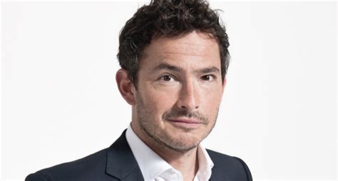 They go beyond the lobby to see the areas that the public never see and roll up their sleeves to work. Critic Giles Coren joins talkRADIO for weekly show ...
