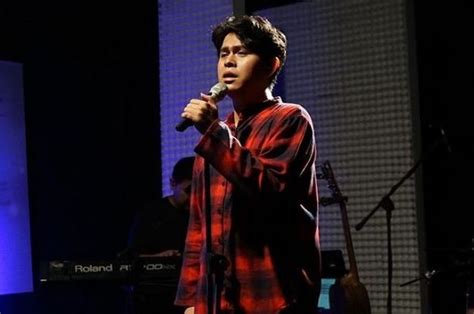 Sampai kau bicara chords by hijau daun. Lirik Lagu dan Chord 'Mencari Cinta Sejati' - Cakra Khan, Kau dan aku tak bisa bersama - Sonora.id