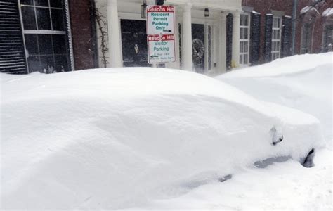 9 Blizzard Photos That Put Into Perspective How Cold It Is In The Us
