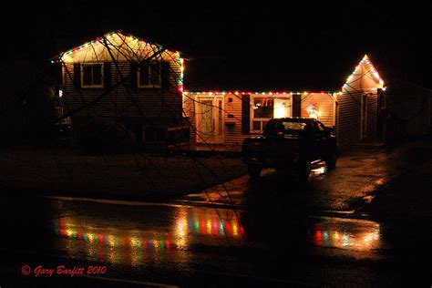 Christmas Lights In The Rain It Isnt Supposed To Rain O Flickr