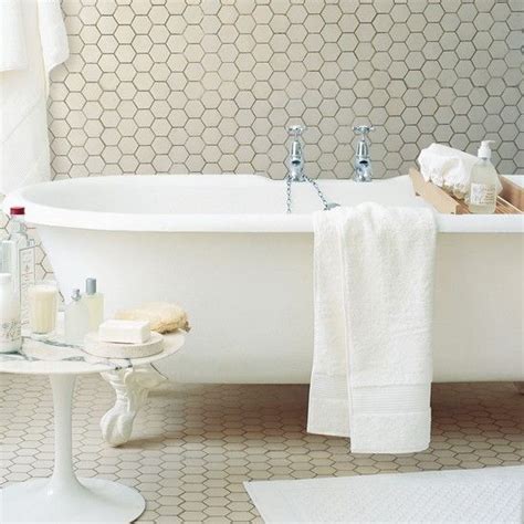 From bathroom vanities, bathroom sinks, bathroom tiles, bathroom faucets, and toilets, every buying decision matters. 34 white hexagon bathroom floor tile ideas and pictures 2020
