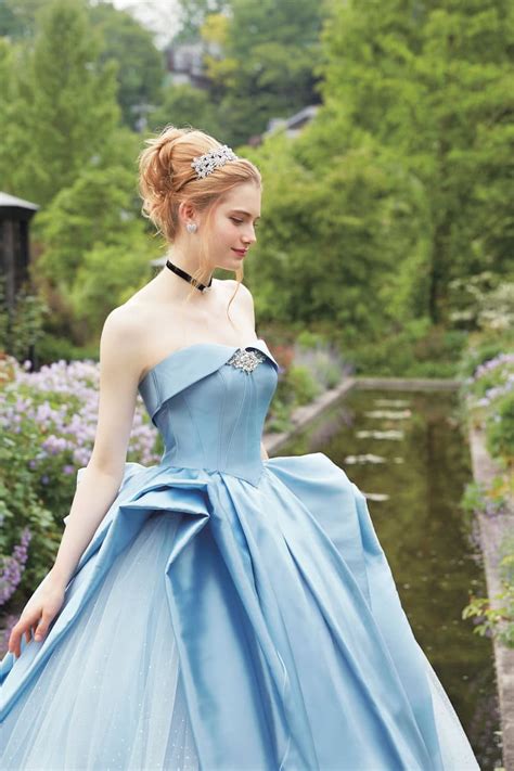 Gorgeous princess wedding dresses uk with ruffles, beads and luxury lace embellishments are fantastic at uk.millybridal.org! Disney Launches a Stunning New Range of Princess Wedding ...