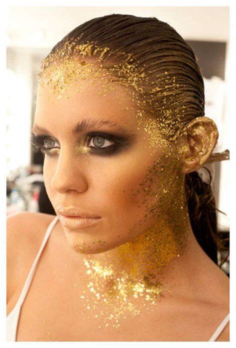 Gold Makeup Looks Tips And Tutorials Gold Makeup Looks Gold Makeup