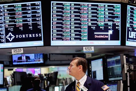 Stock Trading Remains In A Slide After 08 Crisis The New York Times