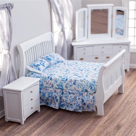 You can browse through lots of rooms fully furnished with inspiration and quality bedroom furniture here. Dollhouse Miniature White Slat Bedroom Set - Bedroom ...