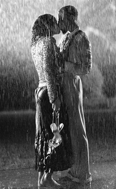 Pin By Mraajc On Brfu§⛈im⛈r€g€n Kissing In The Rain I Love Rain Romantic Couple Kissing