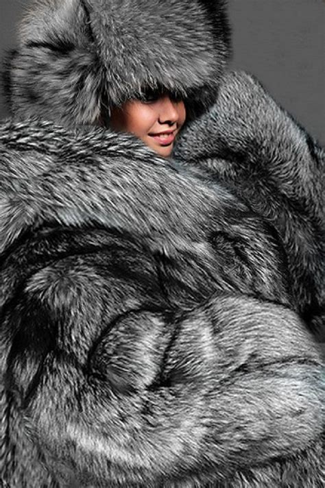 super size silver fox fox fur fur fox fur coat