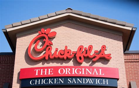 Chick Fil As First Uk Restaurant Told To Cluck Off Will Close