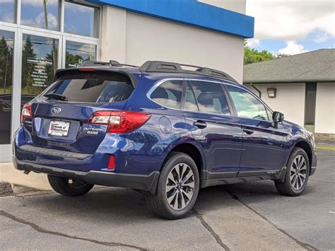Pre-owned 2016 subaru outback 2.5i limited sport utility in westbrook