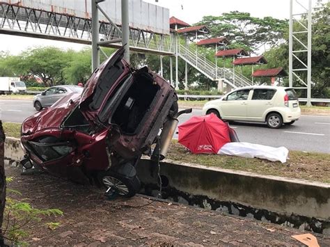 Walau bagaimanapun, terdapat sejumlah pengguna yang terkoyak antara honda civic dan mitsubishi lancer. Pemandu Maut Dalam Kemalangan di SS19 | Gohed Gostan