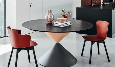 Comment choisir une table de salle à manger ? 4 Pieds déco