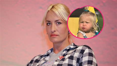 Jun 16, 2021 · ihre schwester sarah hat vier kinder. Millers totes Kind wäre 2 geworden: Sarah Connor trauert ...