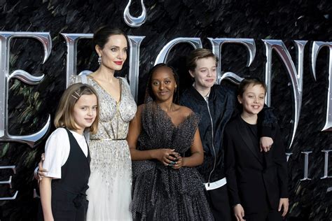 Angelina Jolie Gets Real On Moms Cancer Battles Double Mastectomy