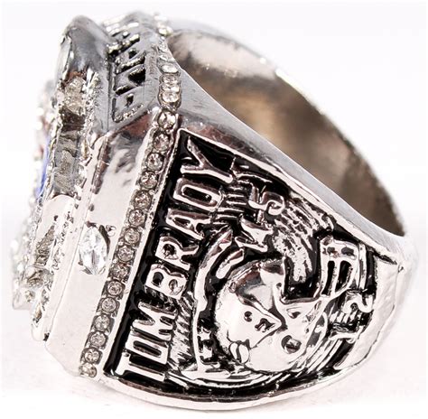 He was on six super bowl winning teams in the last 20 years. Online Sports Memorabilia Auction | Pristine Auction