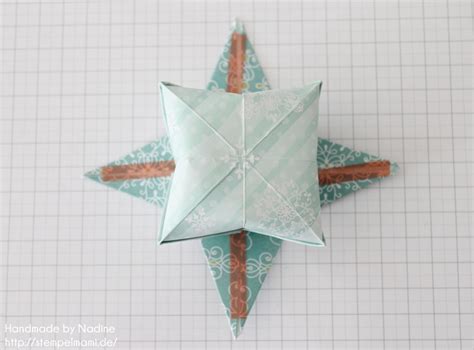 I recommend using origami paper if you want them to turn out nice, but regular paper will do fine for simple diagrams. Box Origami Schachtel Anleitung Pdf : Bastelanleitung ...