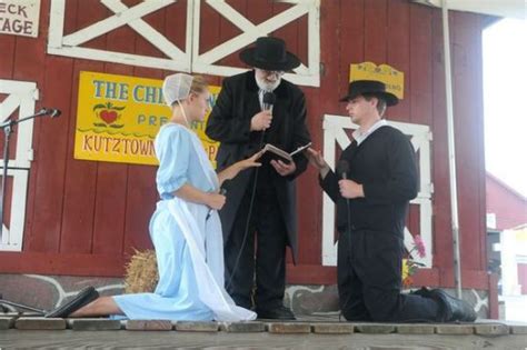 The couple takes their vows weddings are typically held on tuesdays and thursdays in november to early december, after the harvest. 12 Unique Amish Wedding Traditions