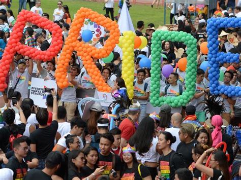 Thousands Of Manila Pride Marchers Demand Equal Rights As The Philippines Reviews Gay Marriage