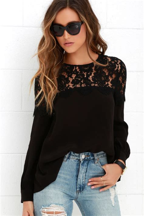 Lace Tops With Sleeves