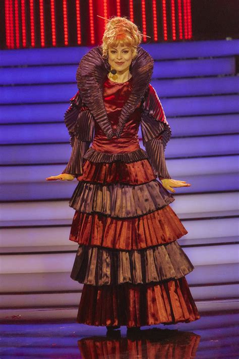 Hana zagorová modravé dálky (youtube cd s raritnimi nahravkami). Celebwiki.cz - Hana Holišová