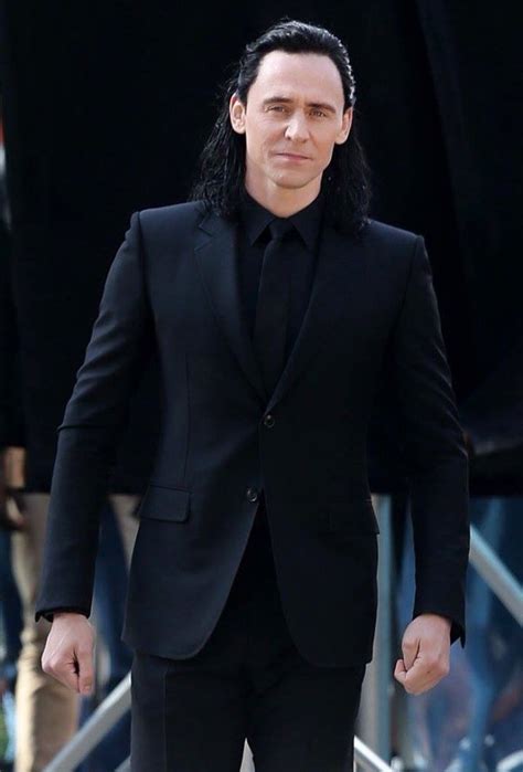 He possessed a natural affinity to command great magical forces and hoped to somehow use these powers to become the most powerful god in all of pleas enjoy my loki inspired haircut tutorial. Tom Hiddleston as Loki - Black Suit Magic On set ...