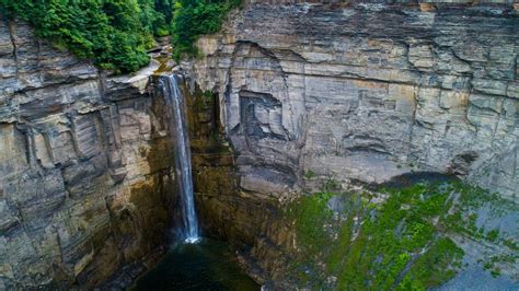 Ithaca Is Gorges 5 Hikes Walks To Breathtaking Waterfalls In This