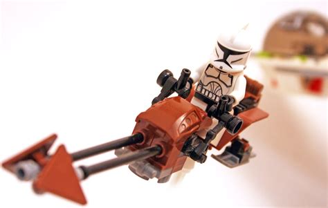 Lego star wars the clone wars 75021 republic gunship количество деталей 1034 год выпуска 2008 содержит 6 минифигурок: Republic Attack Gunship - LEGO set #7676-1 (Building Sets ...