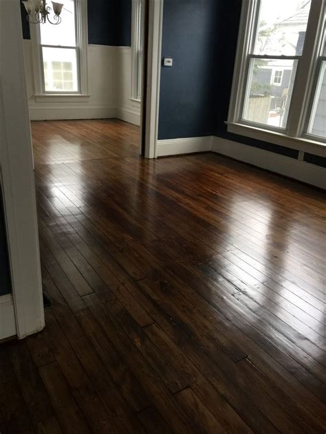 Minwax 70012444 wood finish penetrating stain, quart, dark walnut. Antique Pumpkin Pine floor with Minwax Special Walnut and ...
