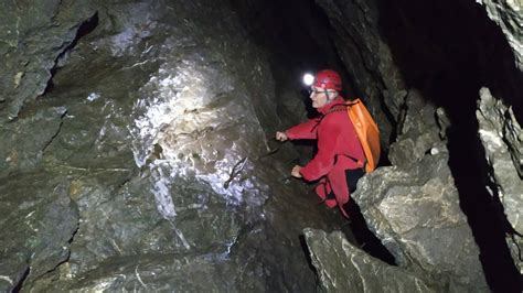 Die Schweizer Unterwelt Entdecken Sie Faszinierende Höhlen Mit Dem