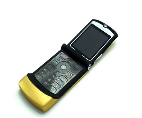 Motorola V3 Razr Sim Free Unlocked Mobile Flip Phone Gold Baxtros