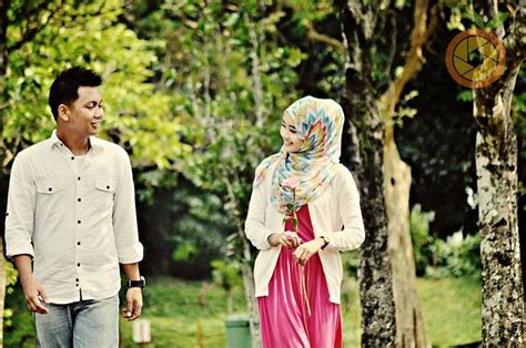 Check spelling or type a new query. 64 Foto Pra-Wedding Muslim Keren Dan Romantis - Sebuah ...