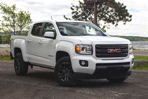 2019 Gmc Canyon Elevation Live Photo Gallery Gm Authority