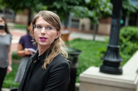 Chelsea Manning Is Ordered Released From Jail The New York Times