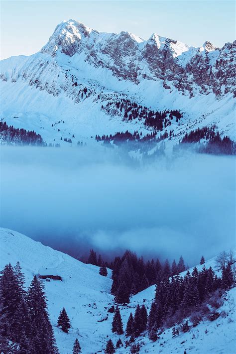 Mountains Fog Peak Snow Snowy Twilight Hd Phone Wallpaper Peakpx