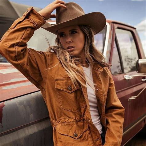Cowgirlmagazine Instagram Profile With Posts And Stories Cute Country Outfits