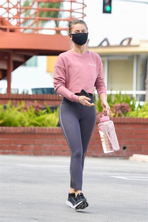 Julianne Hough Cameltoe In Tight Leggings Photos The Fappening