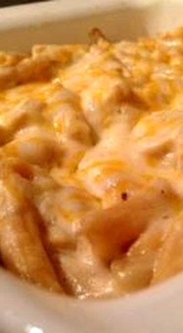 This cheesy chicken noodle casserole recipe from paula deen is a popular comfort food and potluck dish. Paula Deen: Cheesy Chicken Noodle Casserole Recipe - With ...