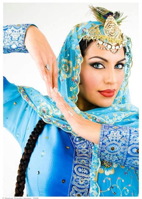 Page Not Found The Lovely Planet Persian Women Persian Fashion Traditional Dresses