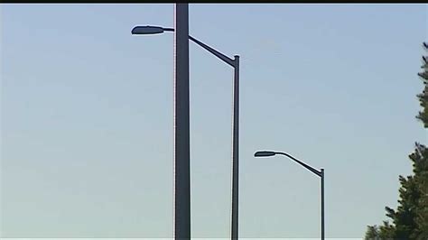 Company Wants To Add Wireless Antennas To City Streetlights