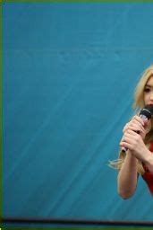 Shreya ghoshal live in concert malaysia. Peyton Roi List - VIP Pre-Super Bowl Concert in Houston 1 ...